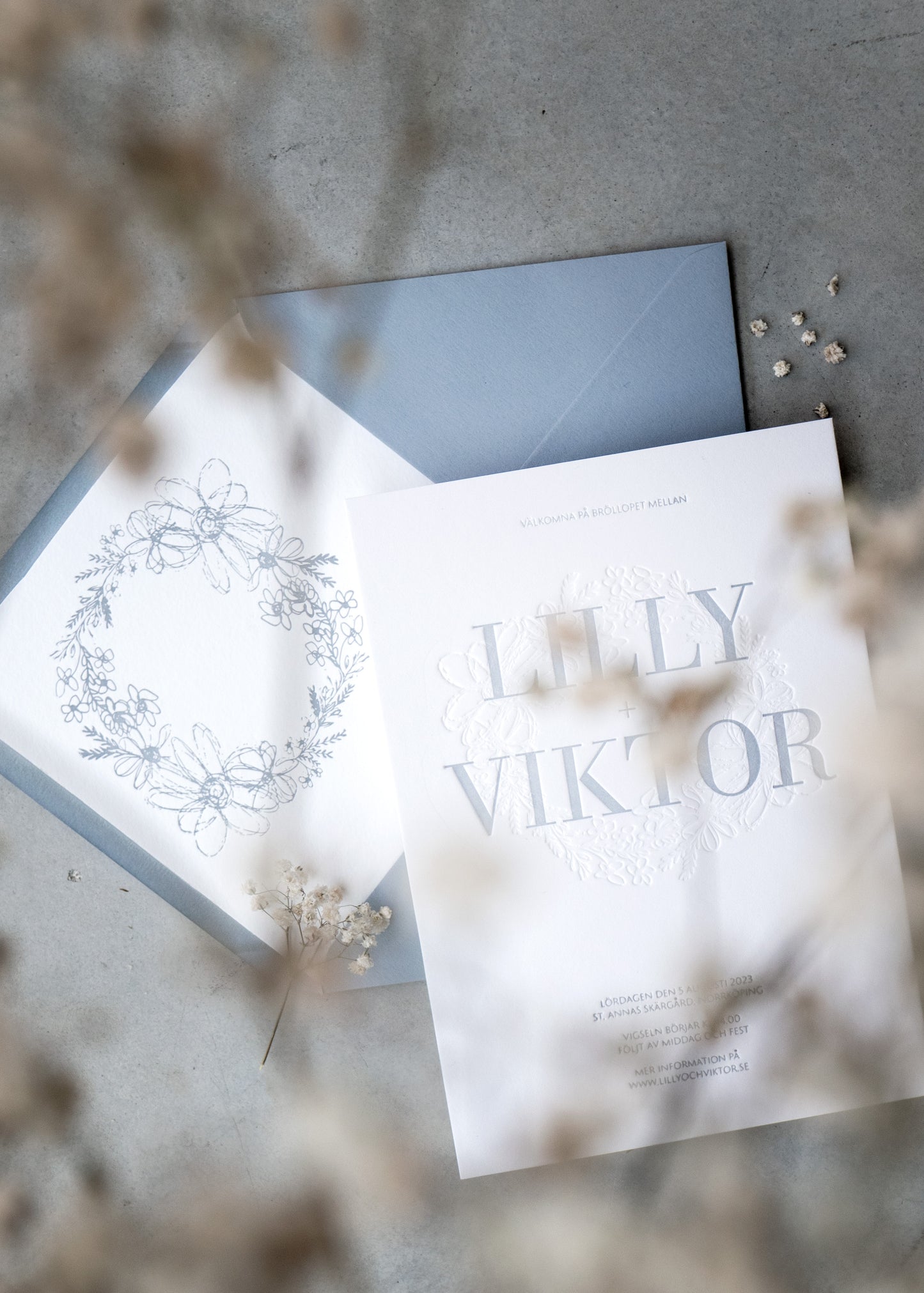 Lilly: Bröllopsinbjudan